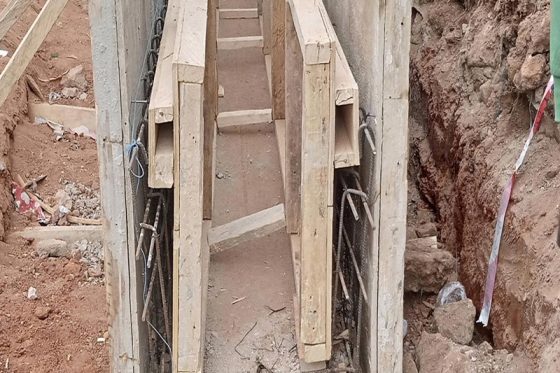 Les Travaux de Construction des caniveaux dans la localités de BIENKOK ET SOMAKEK