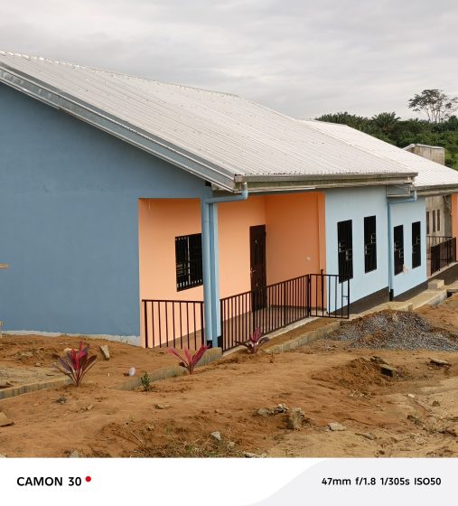 Logements sociaux à Dibamba