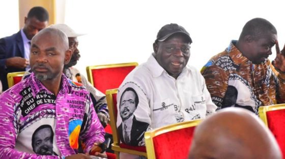 JOURNEE SOMBRE DANS LA DIBAMBA